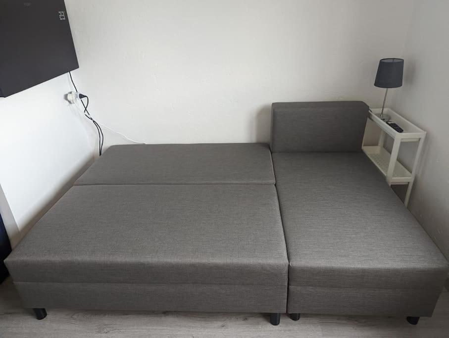 Asten Lovely Studio With Free Parking On Premisis מראה חיצוני תמונה