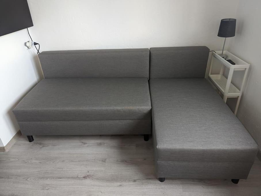 Asten Lovely Studio With Free Parking On Premisis מראה חיצוני תמונה
