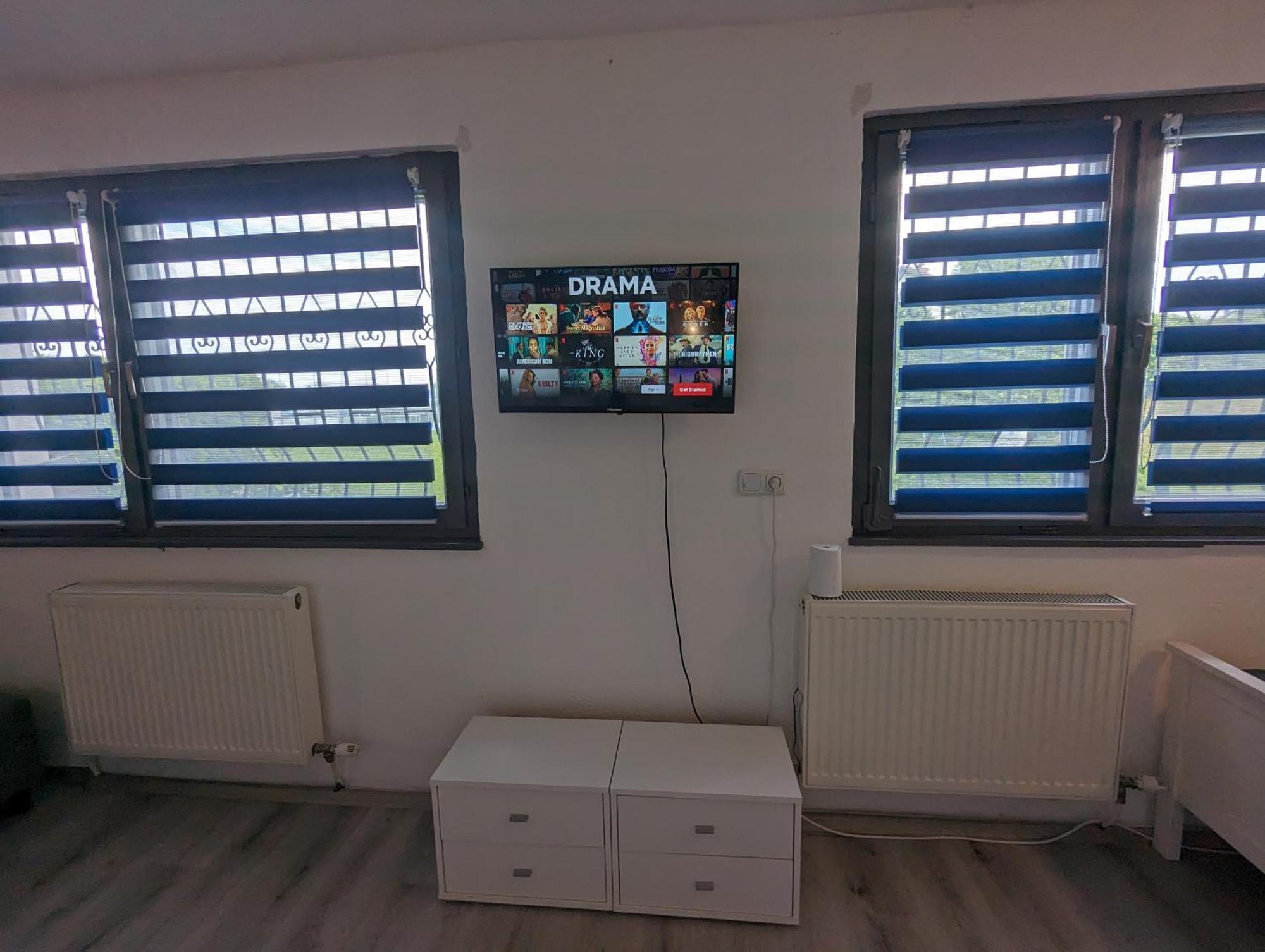 Asten Lovely Studio With Free Parking On Premisis מראה חיצוני תמונה
