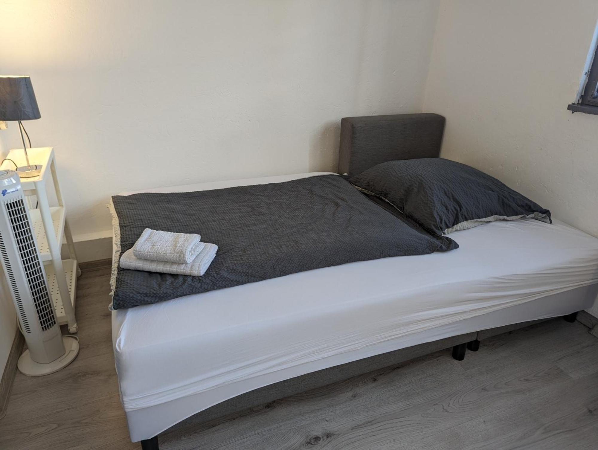 Asten Lovely Studio With Free Parking On Premisis מראה חיצוני תמונה