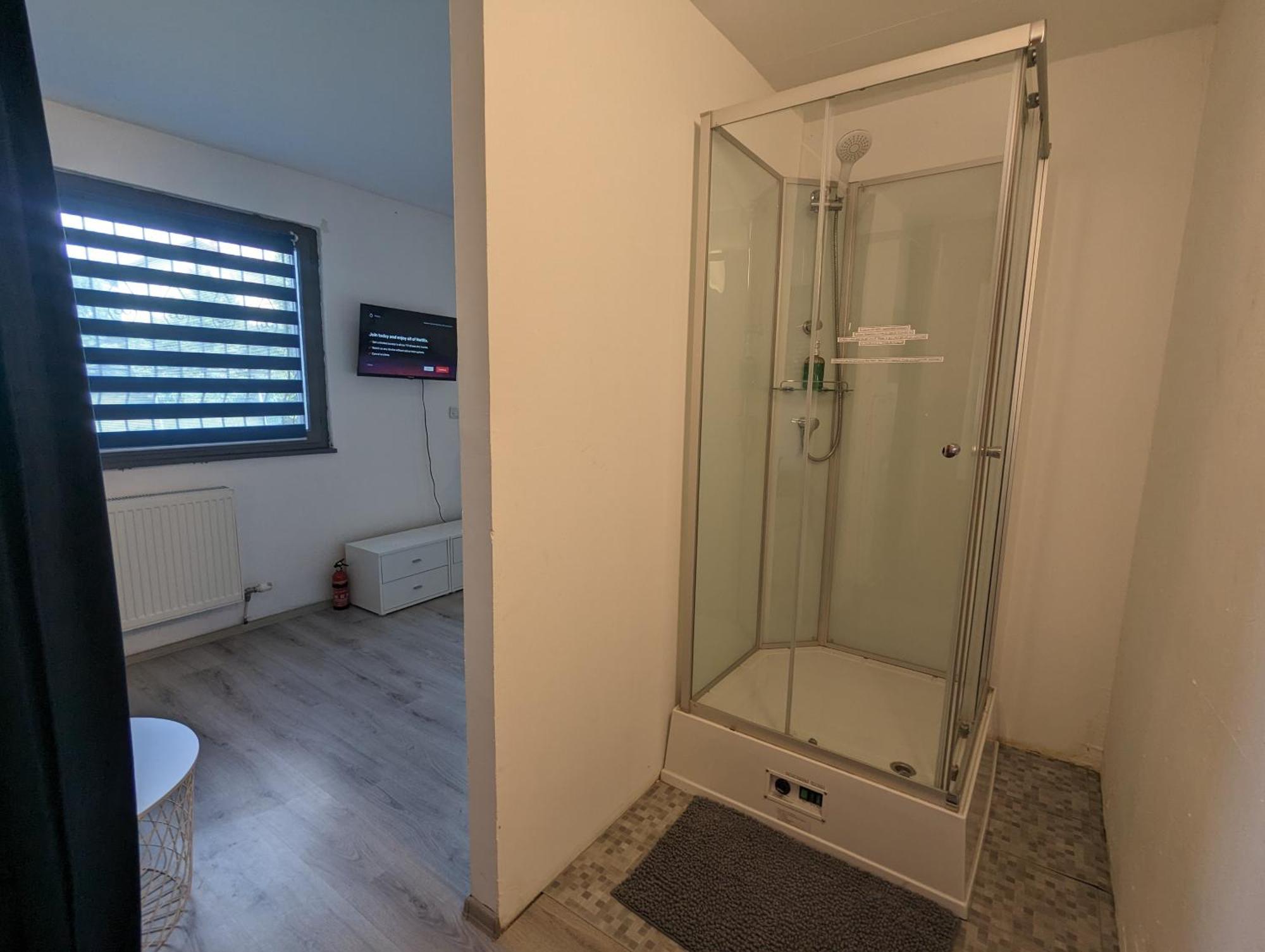 Asten Lovely Studio With Free Parking On Premisis מראה חיצוני תמונה