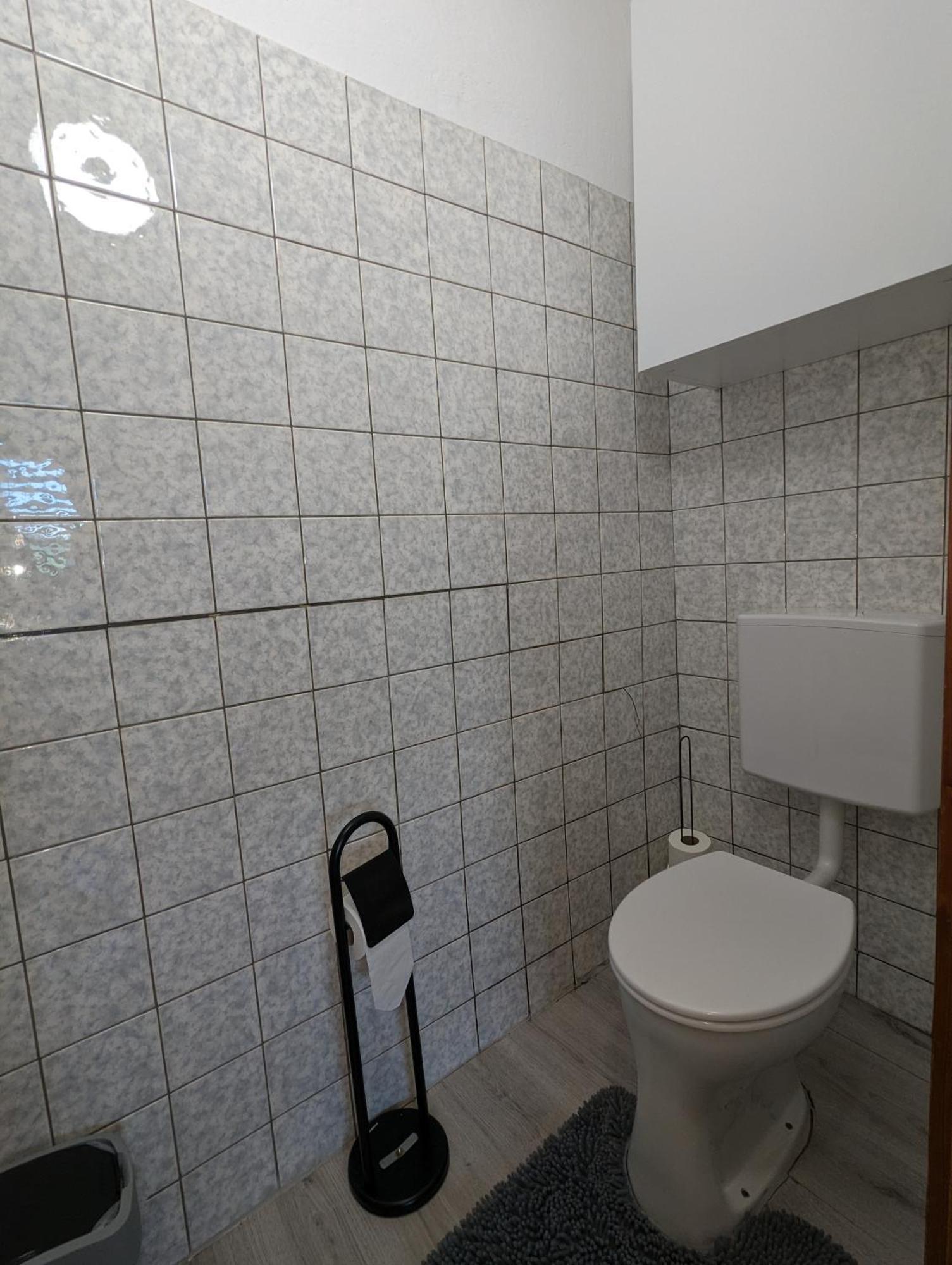 Asten Lovely Studio With Free Parking On Premisis מראה חיצוני תמונה