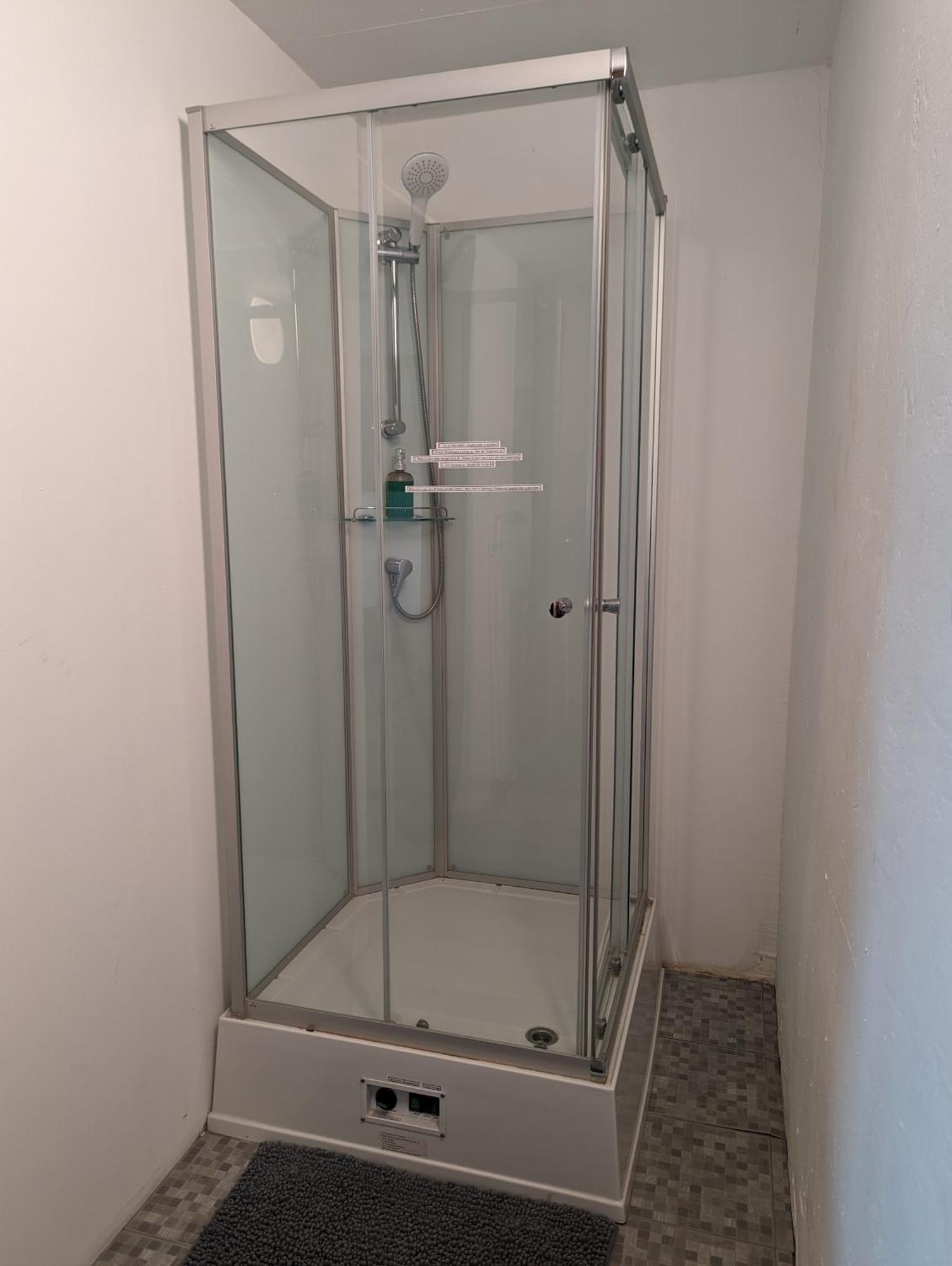 Asten Lovely Studio With Free Parking On Premisis מראה חיצוני תמונה