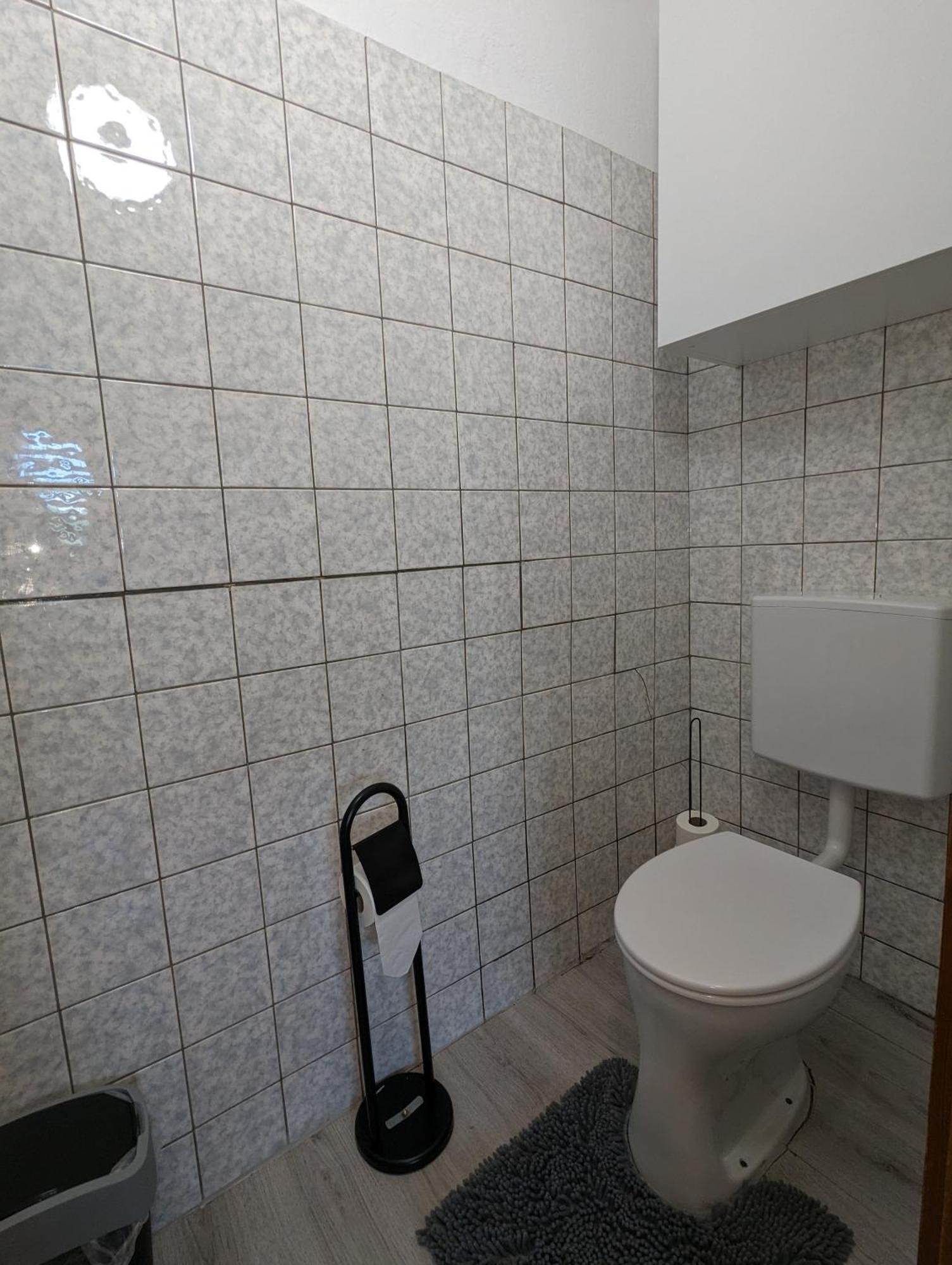 Asten Lovely Studio With Free Parking On Premisis מראה חיצוני תמונה